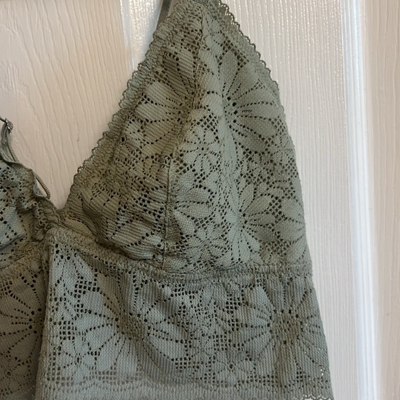 Aerie green  floral bralette size large - Picture 2 of 7